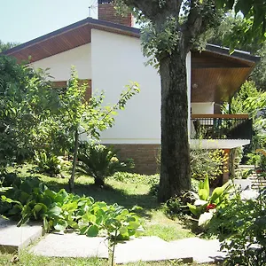 22 Garibaldi Bed & Breakfast Riccione